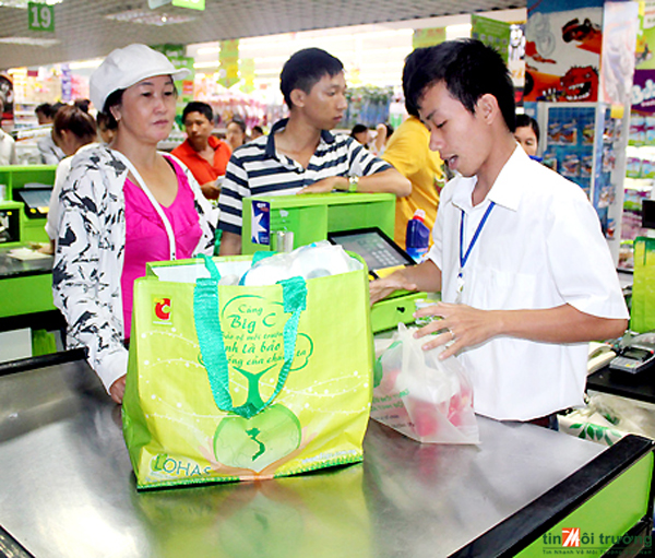[-]Thúc[-]đẩy[-]tiêu[-]dùng[-]và[-]sản[-]xuất[-]sản[-]phẩm[-]xanh[-]thông[-]qua[-]mua[-]sắm[-]công[-]bền[-]vững[-]và[-]nhãn[-]sinh[-]thá